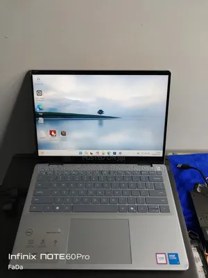 Laptop Dell Inspiron 14 7440 2-in-1 8GB Intel Core 5 SSD 256GB
