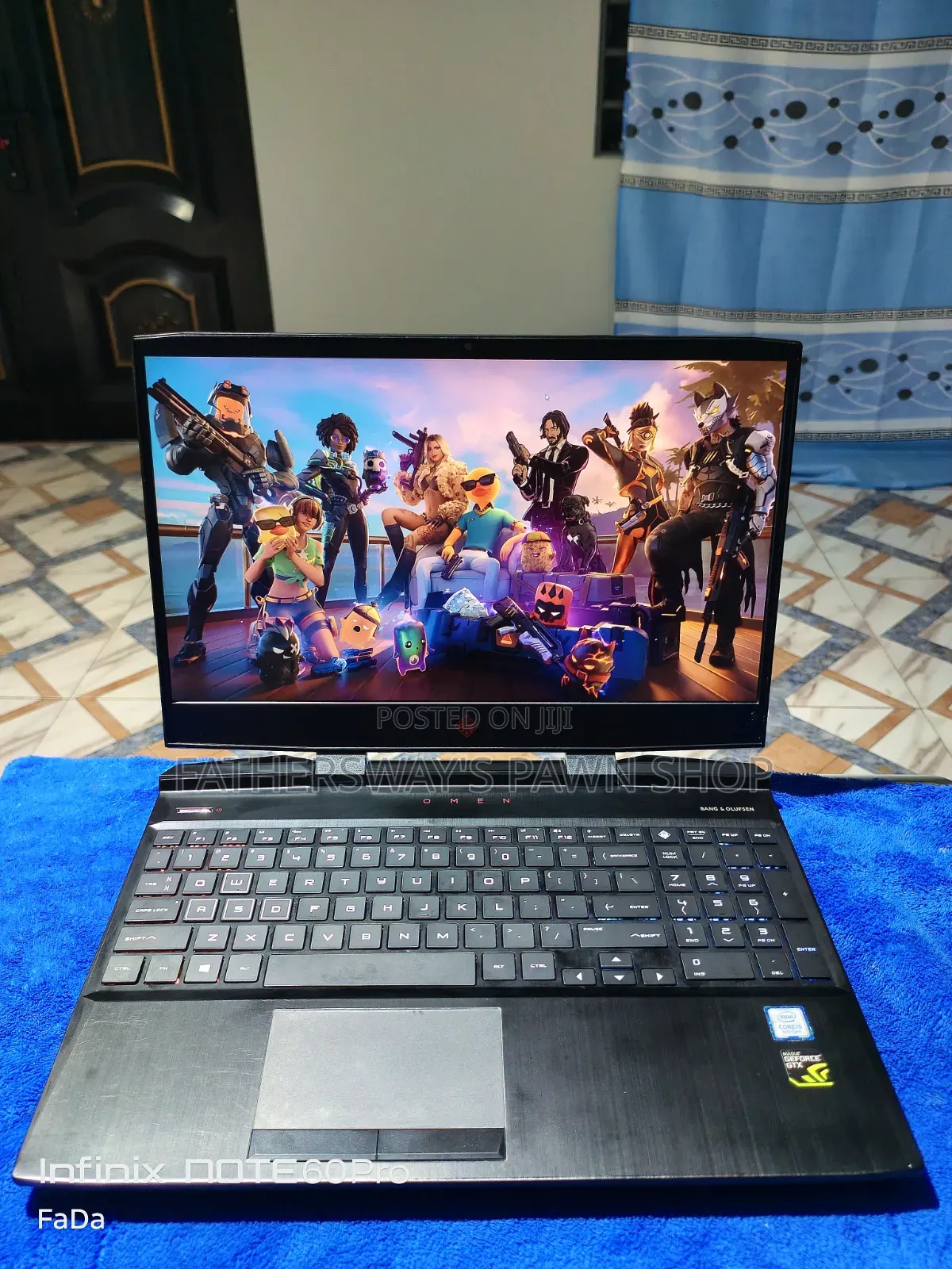 Laptop HP Omen 15 8GB Intel Core i5 HDD+SSD 500GB