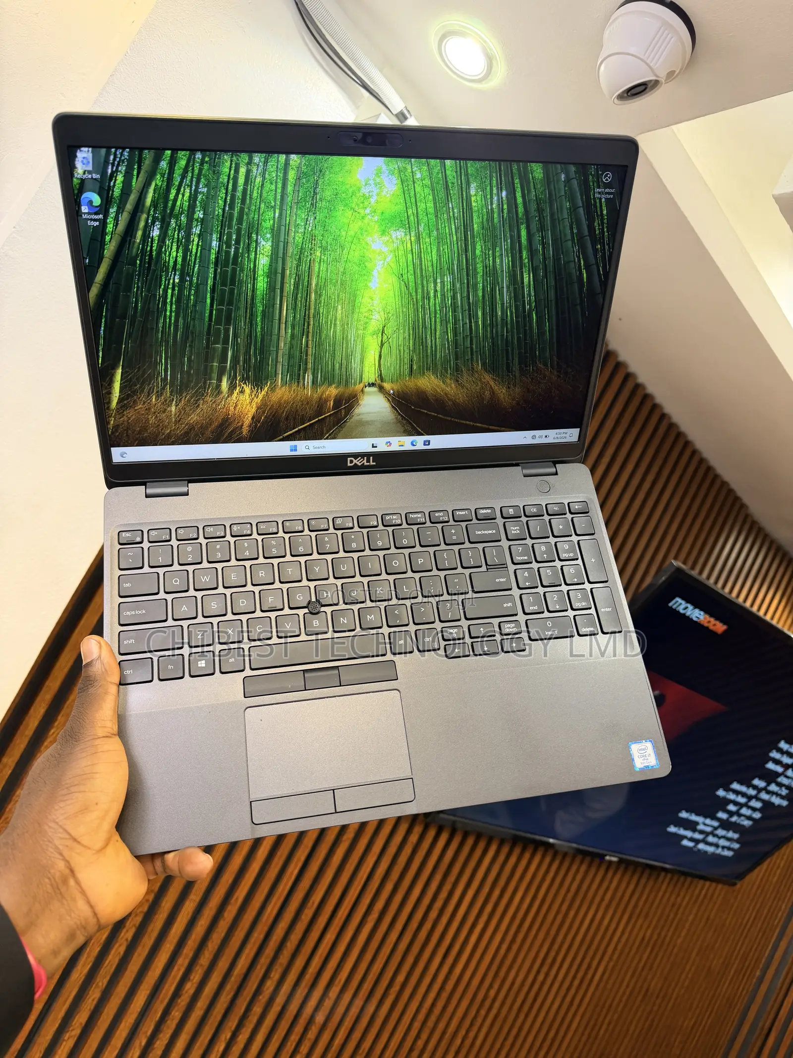 Laptop Dell Latitude 5501 8GB Intel Core i7 SSD 256GB