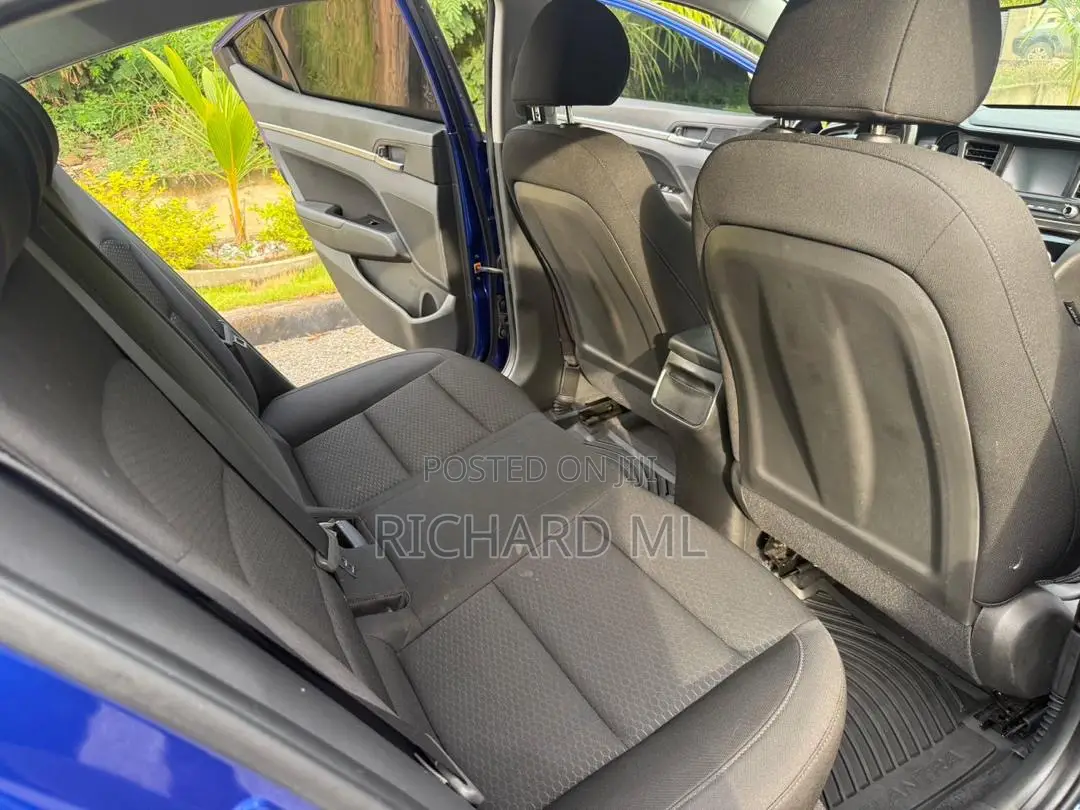 Hyundai Elantra SEL 2019 Blue