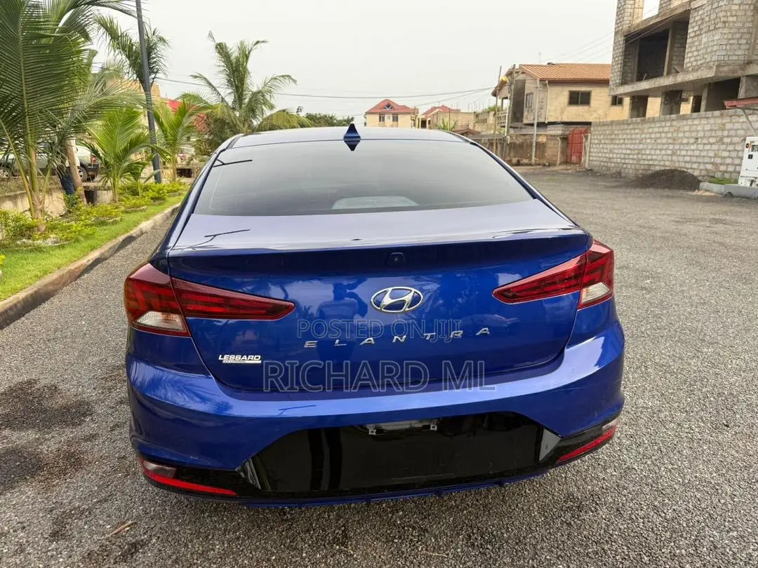 Hyundai Elantra SEL 2019 Blue