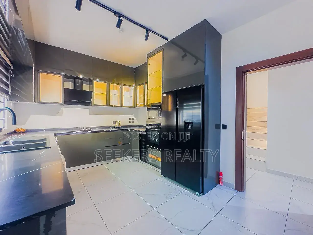 Furnished 4bdrm House in Seekers Realty, A&C Mall Area for sale