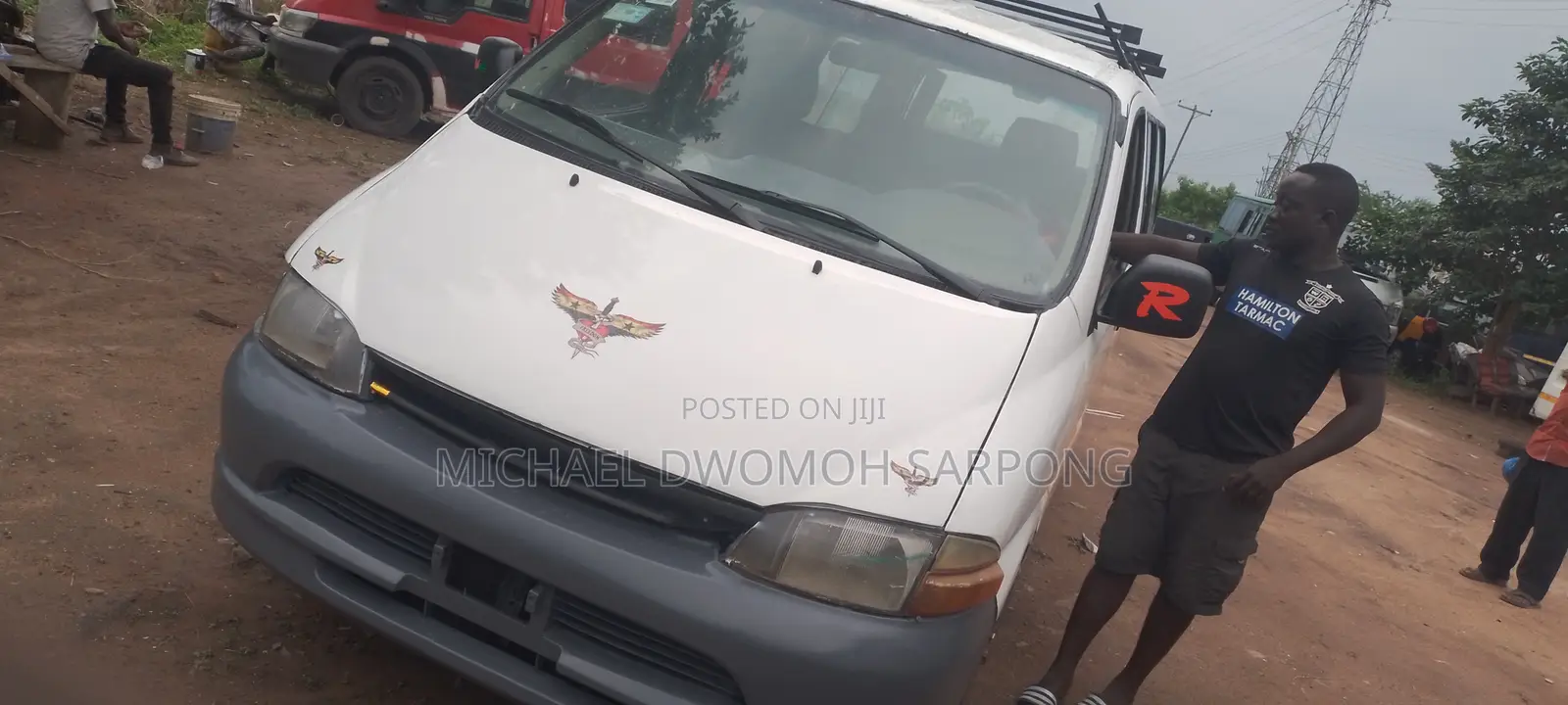 Toyota HiAce 2013 White