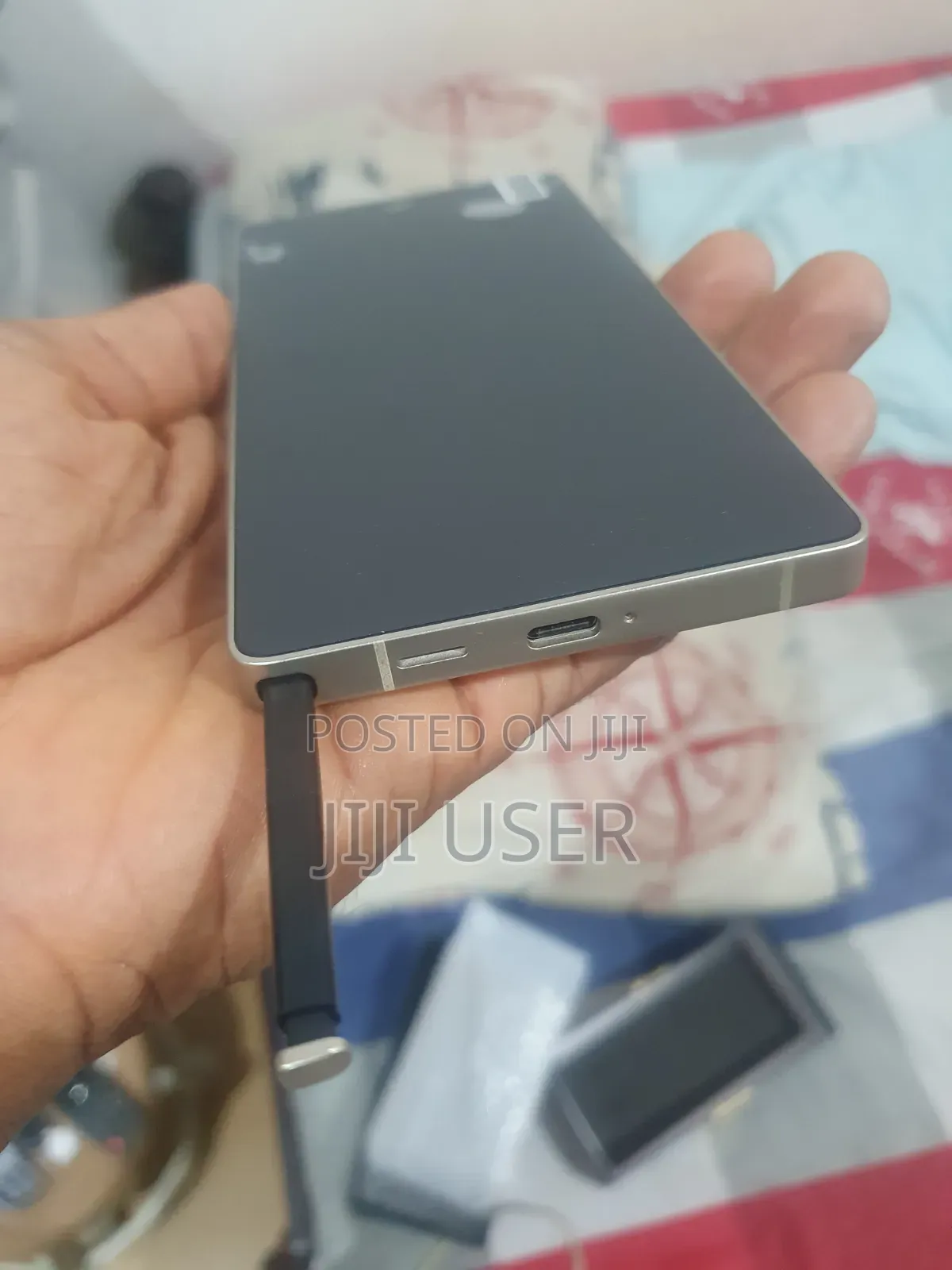 New Mobile Phone 1 TB Gray