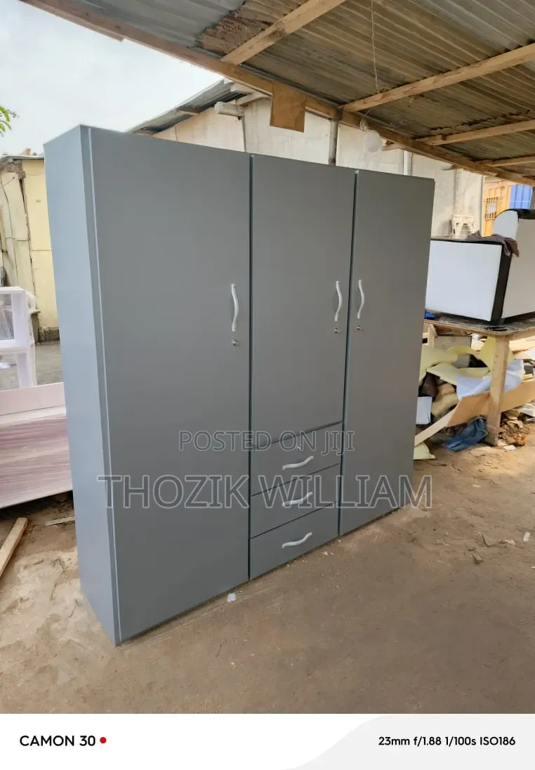 3 Doors Wardrobe Can Be Affordable Now