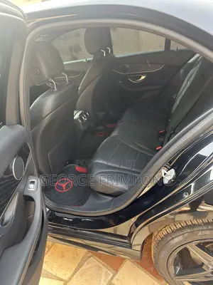 Mercedes-Benz C300 2016 Black