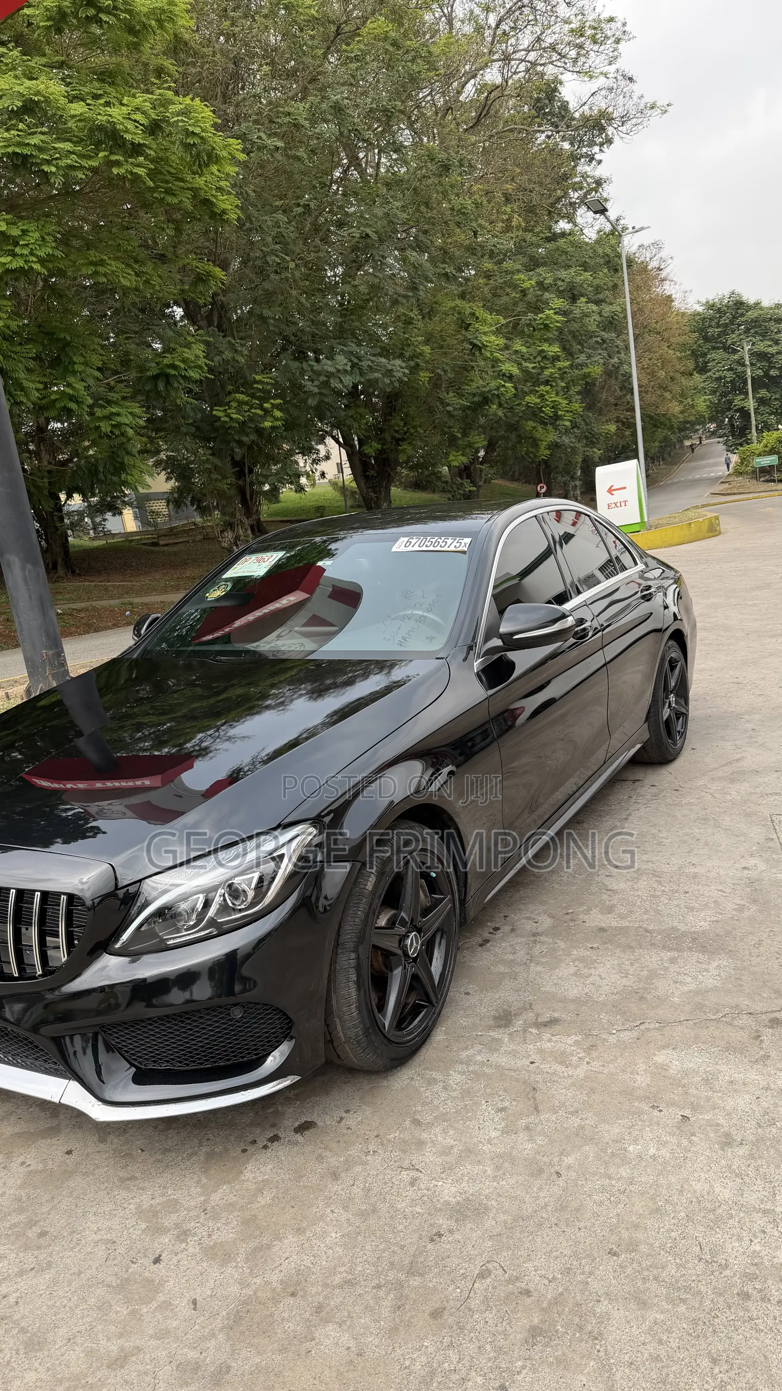 Mercedes-Benz C300 2016 Black