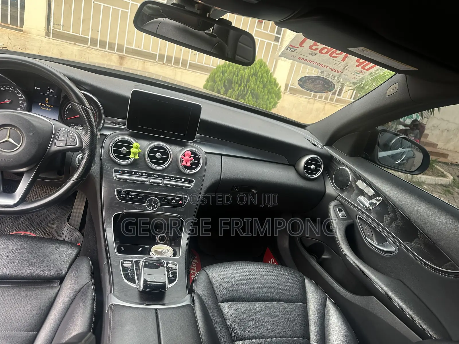 Mercedes-Benz C300 2016 Black