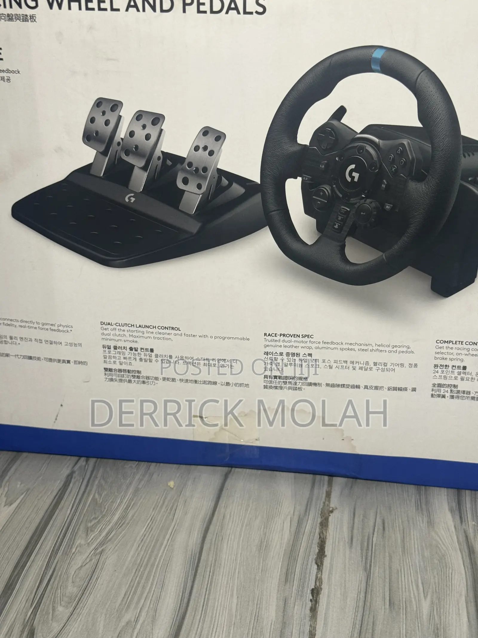 Logitech G923 Racing Wheel and Pedals