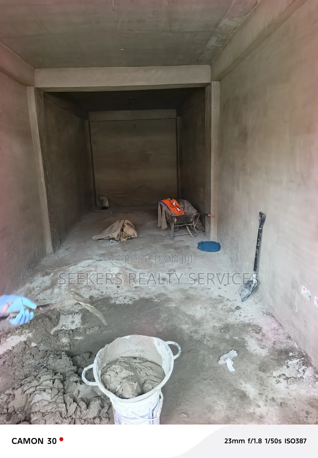 Newly Built Shops for Long Lease – Mokola Market, Accra