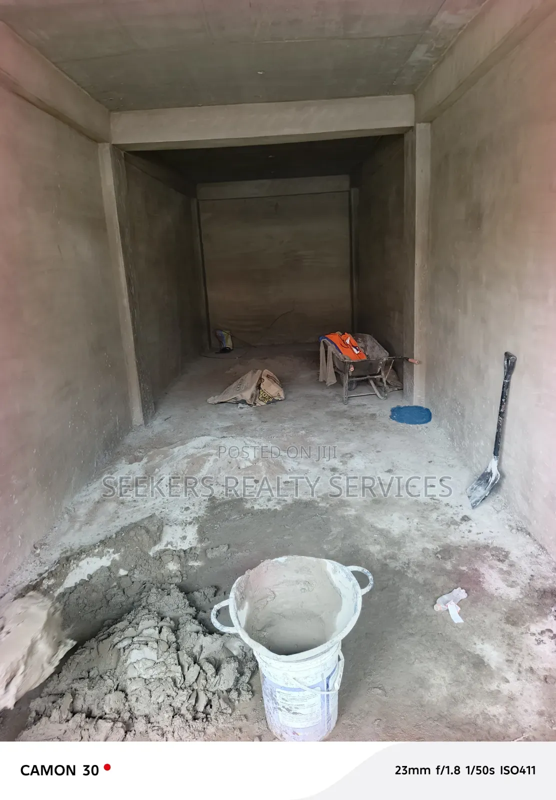 Newly Built Shops for Long Lease – Mokola Market, Accra