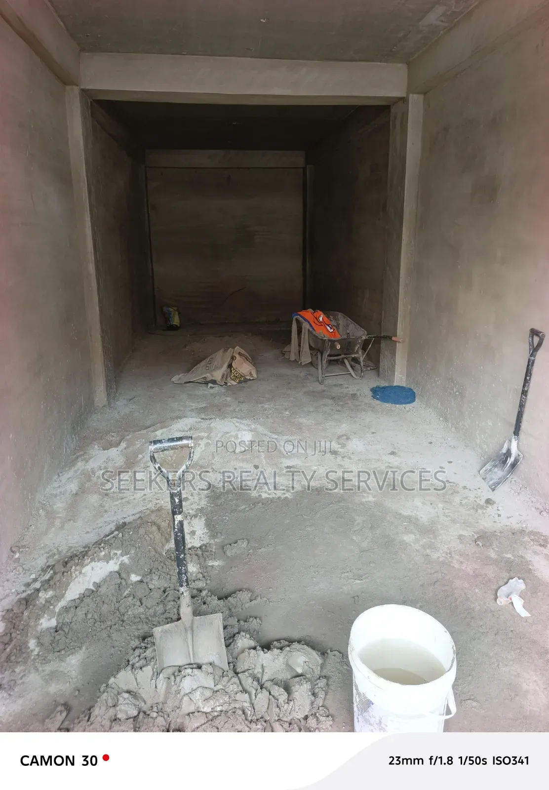 Newly Built Shops for Long Lease – Mokola Market, Accra