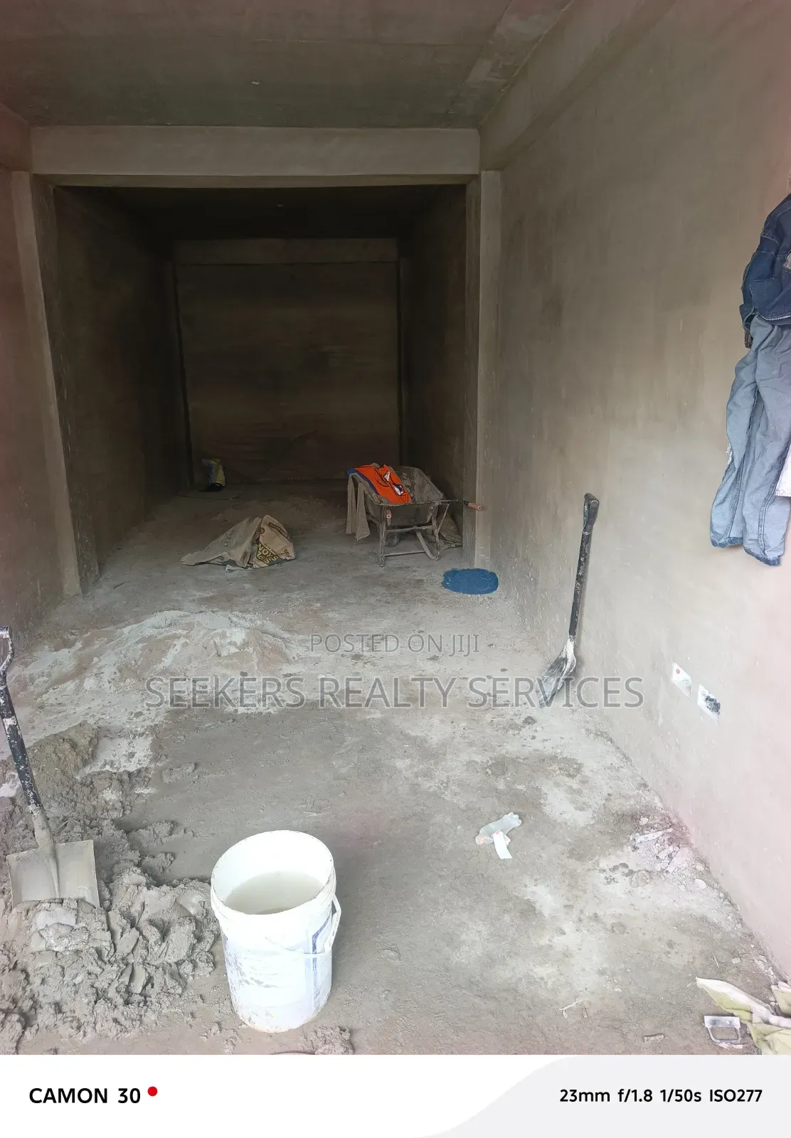 Newly Built Shops for Long Lease – Mokola Market, Accra