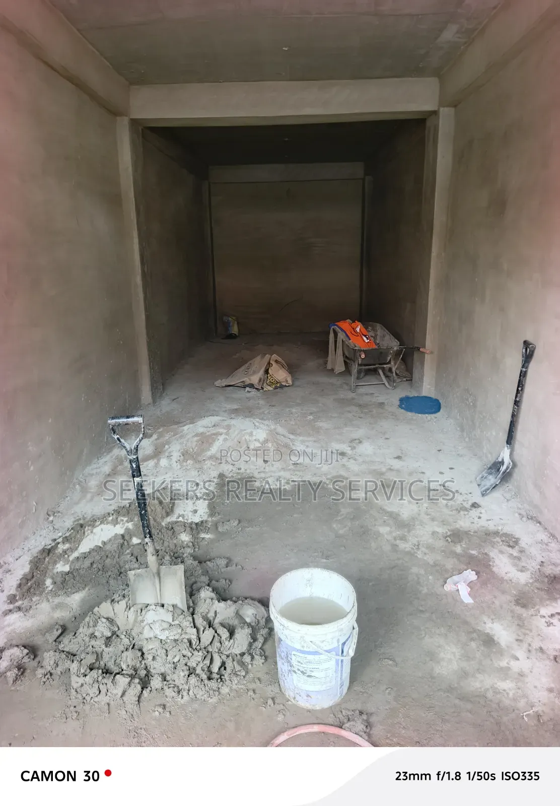 Newly Built Shops for Long Lease – Mokola Market, Accra