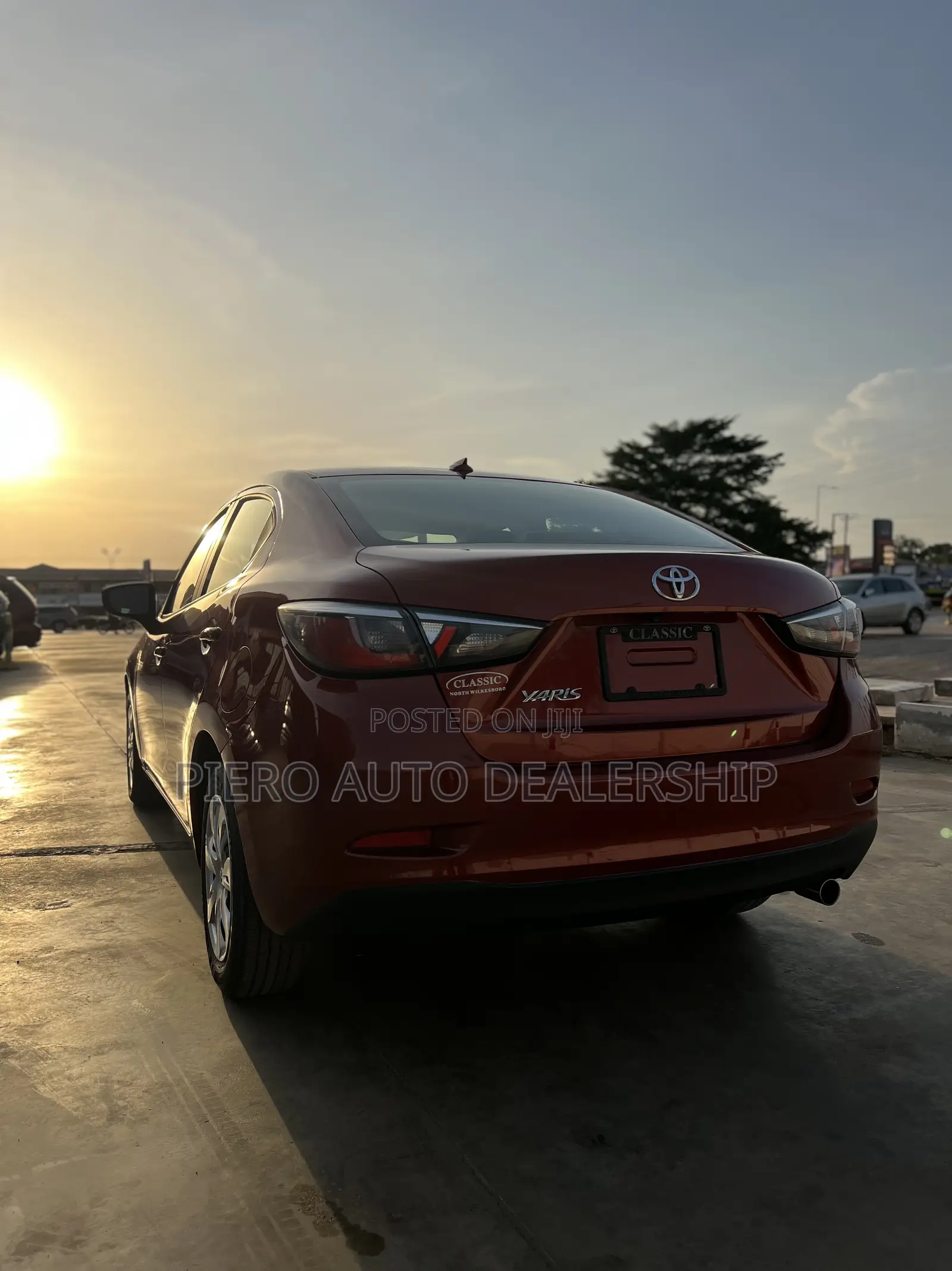Toyota Yaris 2019 Red