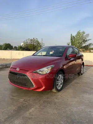 Toyota Yaris 2019 Red