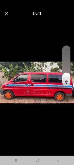 Toyota HiAce 2010 Red