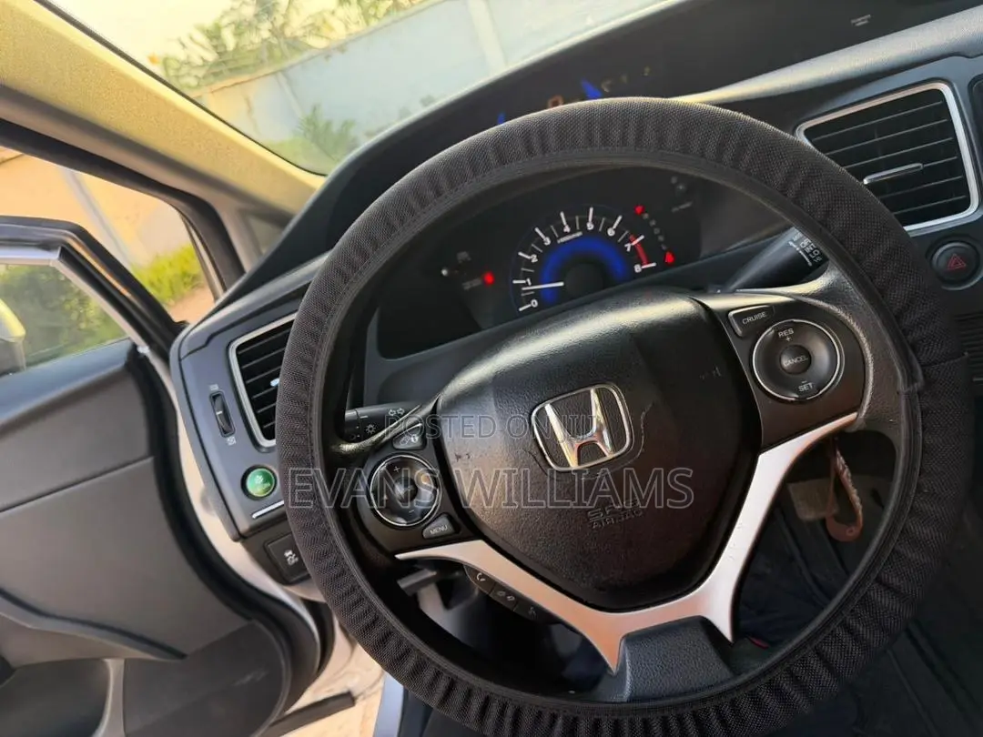 Honda Civic EX 4dr Sedan (1.8L 4cyl CVT) 2014 Silver