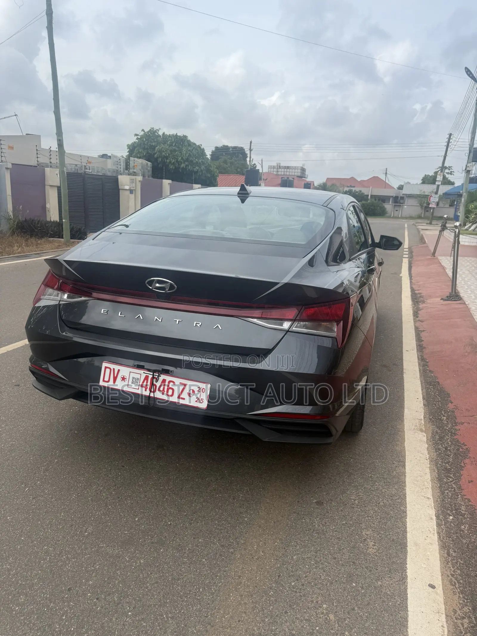 Hyundai Elantra SE 2022 Red
