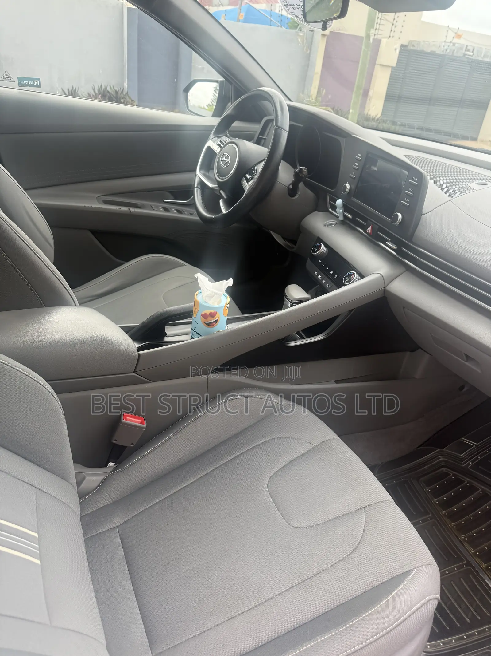 Hyundai Elantra SE 2022 Red