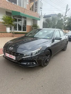 Hyundai Elantra SE 2022 Red