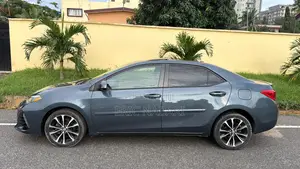Toyota Corolla Xse
