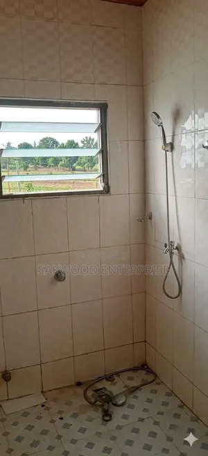 1bdrm Apartment in Sakwood Enterprise, Sasaabi for rent