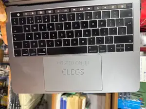 Laptop Apple MacBook Pro 2017 8GB Intel Core i5 SSD 256GB