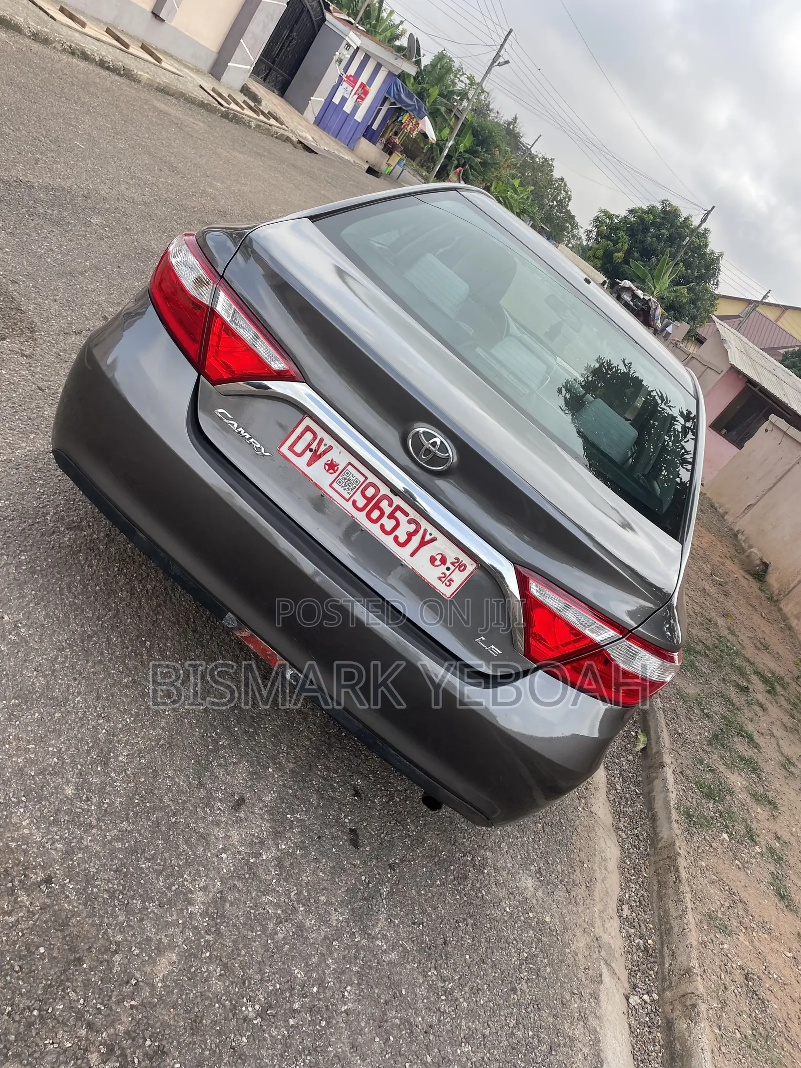 Toyota Camry LE 4dr Sedan (2.5L 4cyl 6A) 2015 Gray