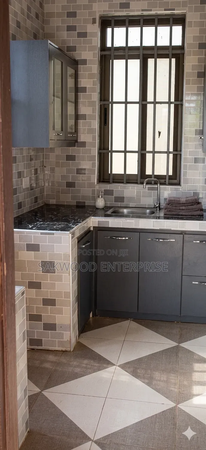 1bdrm Apartment in Sakwood Enterprise, Valley View Area for rent