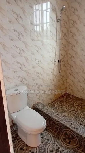 1bdrm Apartment in Sakwood Enterprise, Valley View Area for rent