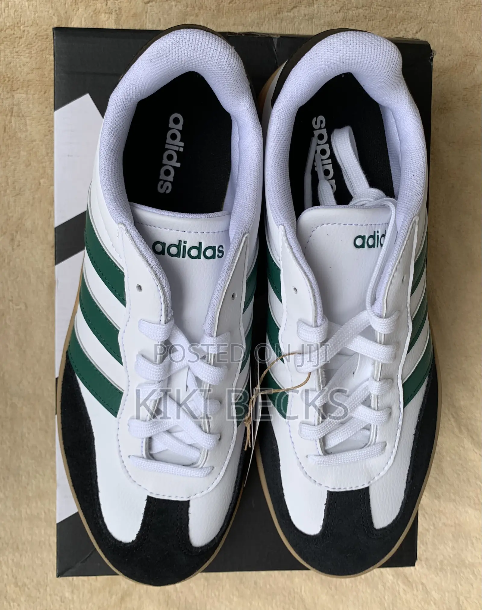 Original Adidas Barreda in Green/White