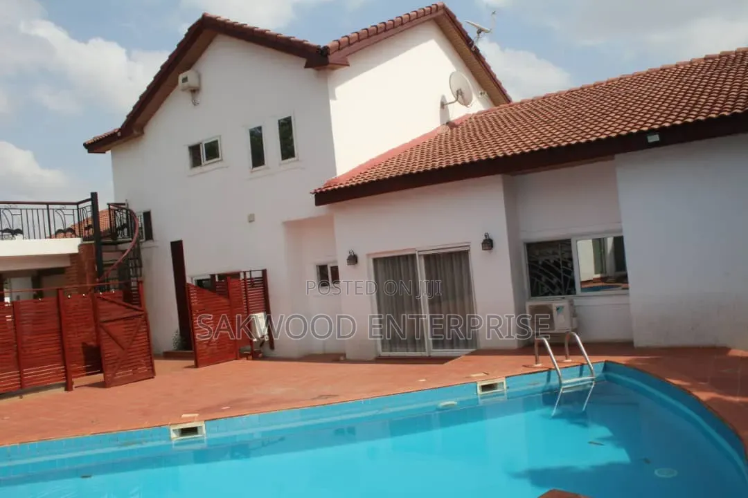 Furnished 4bdrm Farm House in Sakwood Enterprise, American House