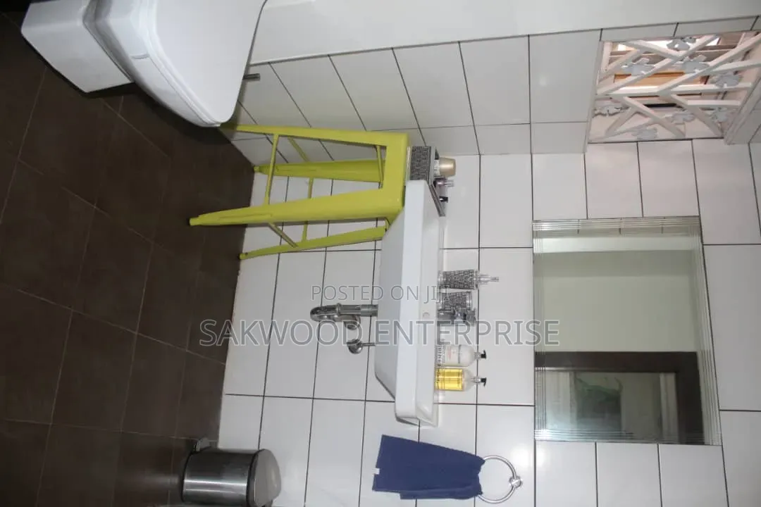 Furnished 4bdrm Farm House in Sakwood Enterprise, American House