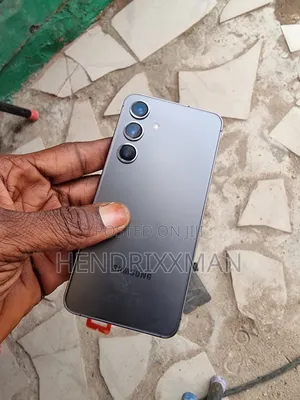 Samsung Galaxy S24 256 GB Gray