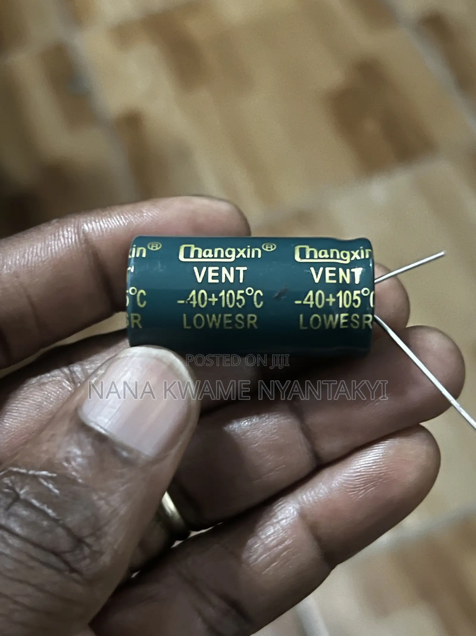 5pcs 25v Capacitor