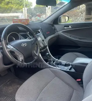 Hyundai Sonata 2013 Black