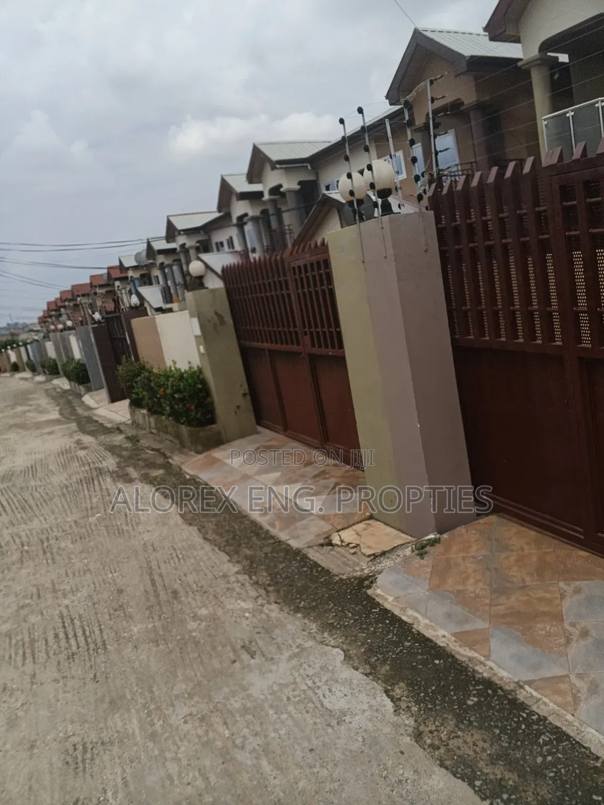 3bdrm Duplex in Teiman Abokobi, Pentecost for rent