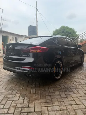Hyundai Elantra 2017 Black