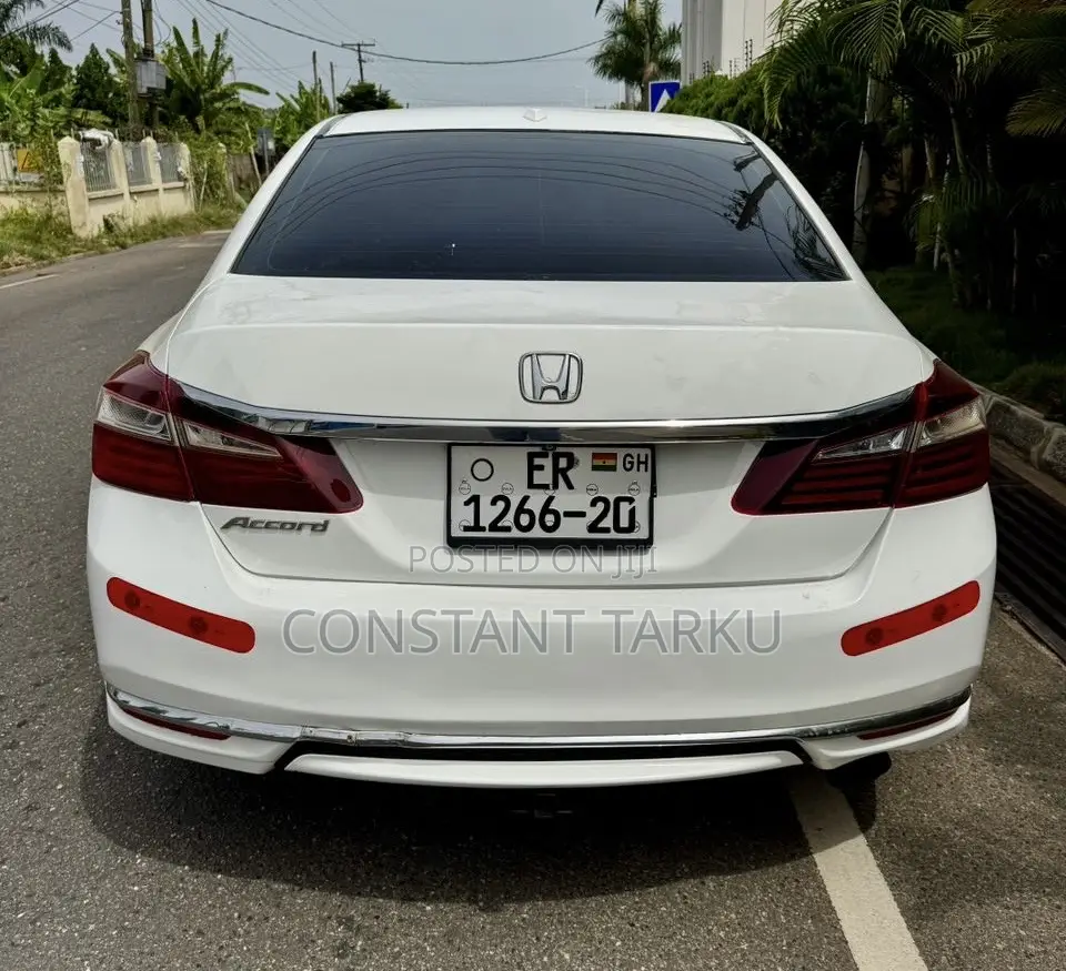 Honda Accord EX-L 4dr Sedan FWD (2.4L 4cyl 2A) 2016 White