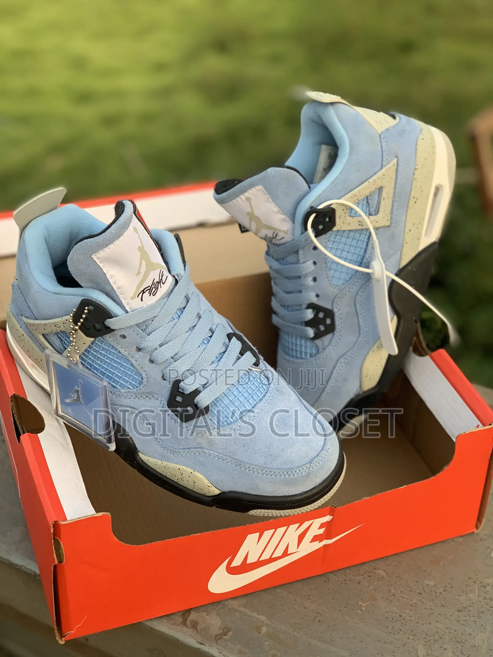 Air Jordan 4 in Box as Seen