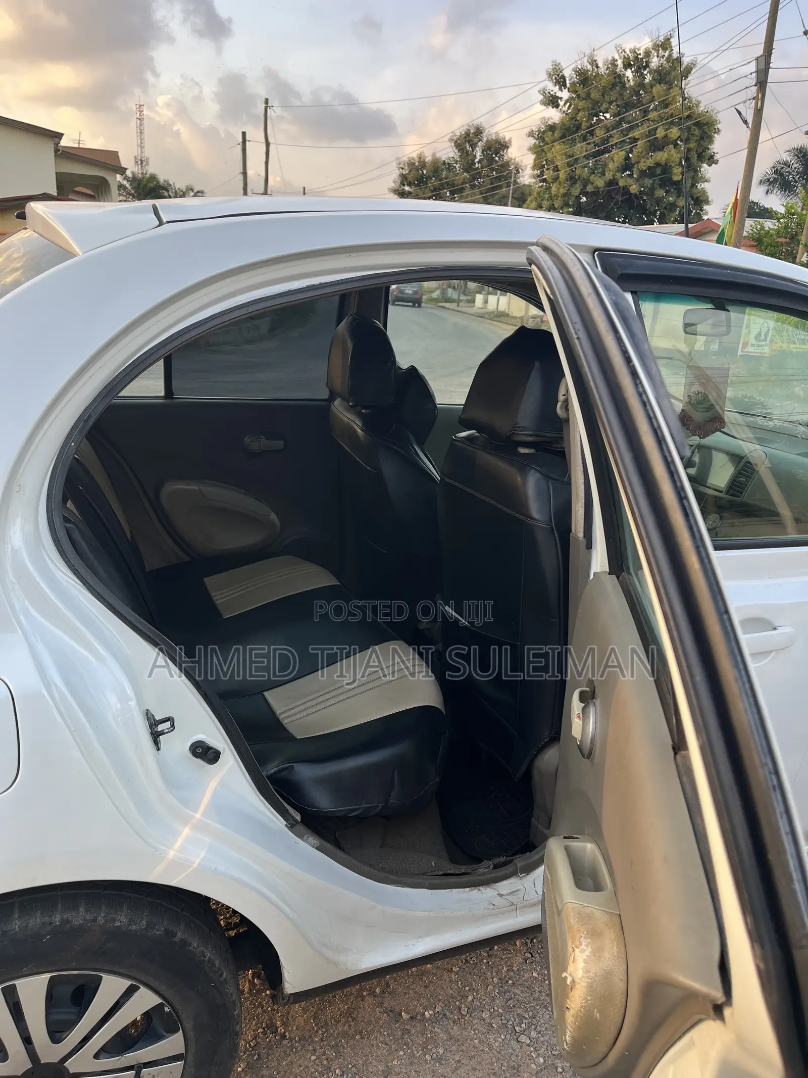 Nissan March 1.2 FWD 2005 White