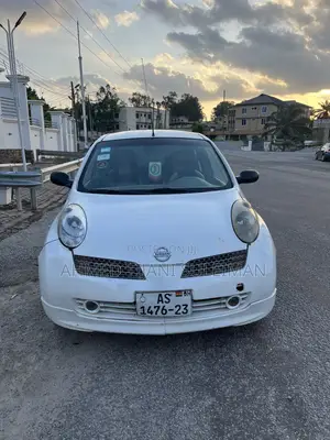 Nissan March 1.2 FWD 2005 White