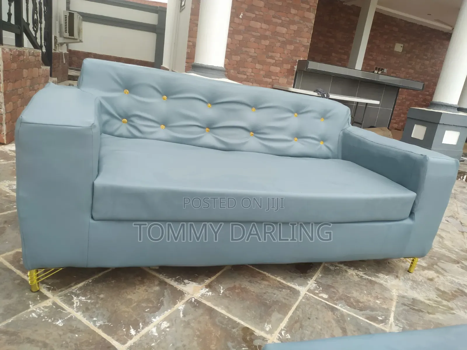 Brand New, Quality 3 in 1 Sofa Chair With Center Table for Sale