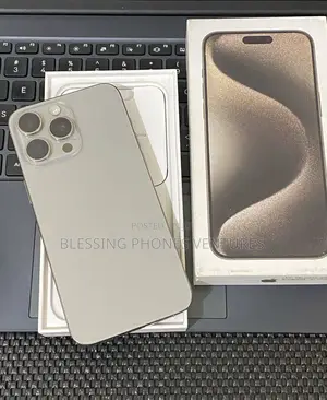 Apple iPhone 15 Pro Max 256 GB Silver