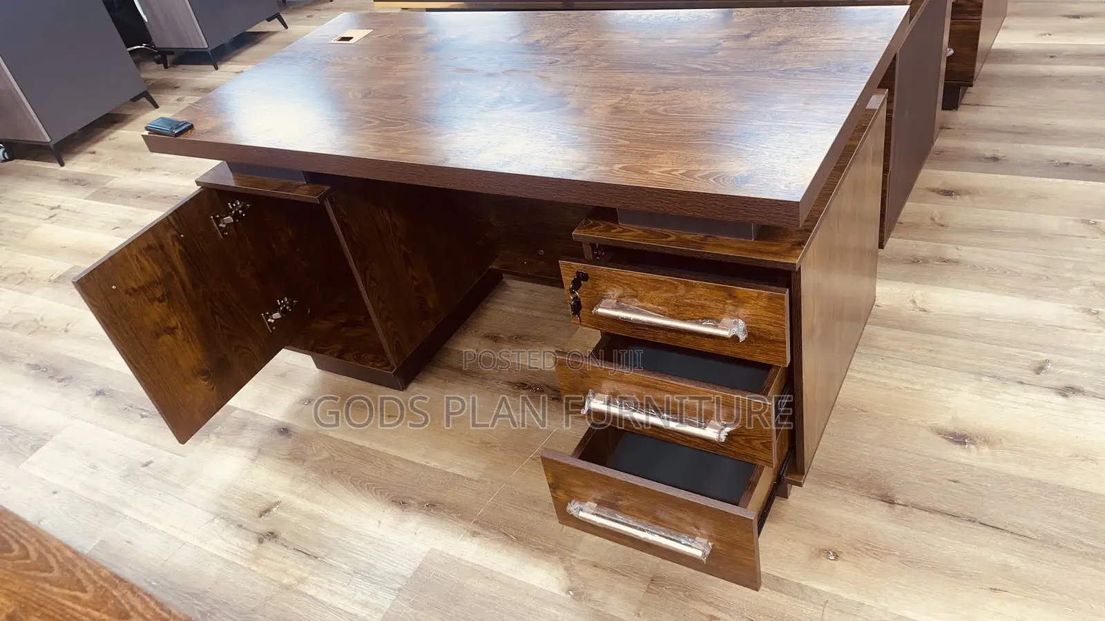 Modern Office Desk (14d)