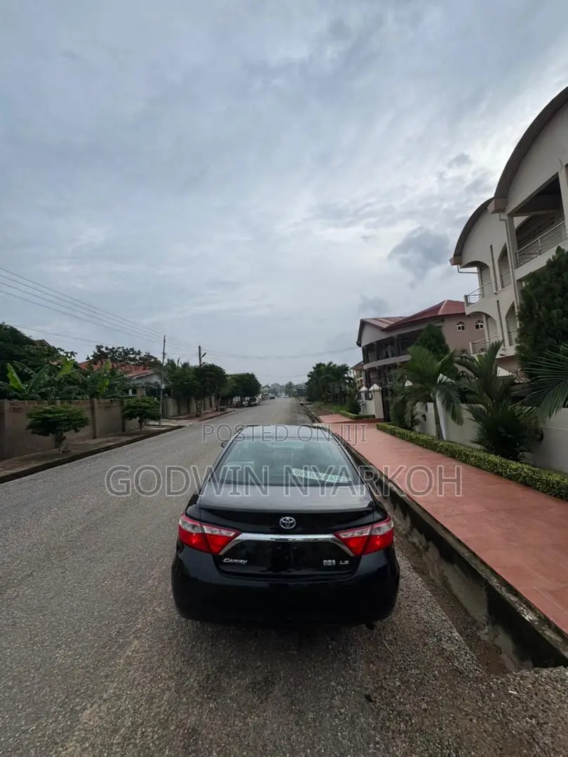 Toyota Camry LE 4dr Sedan (2.5L 4cyl 6A) 2015 Black