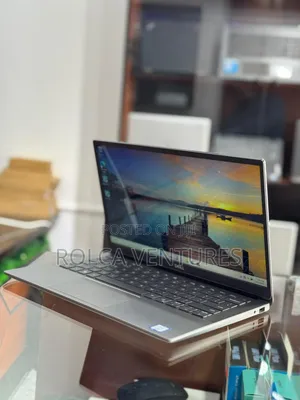 Laptop Dell Latitude 3301 8GB Intel Core i7 SSD 256GB