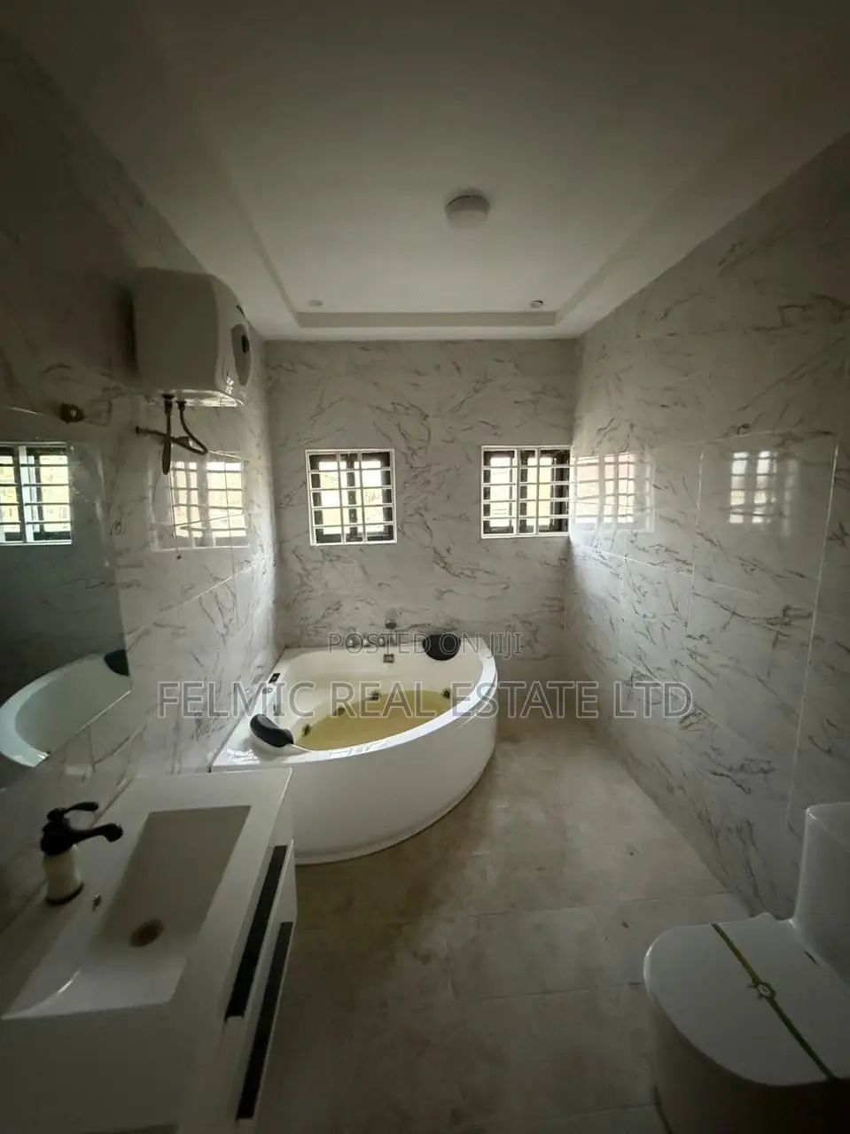 4bdrm Duplex in Felmic Real Estate, Asore Junction for sale