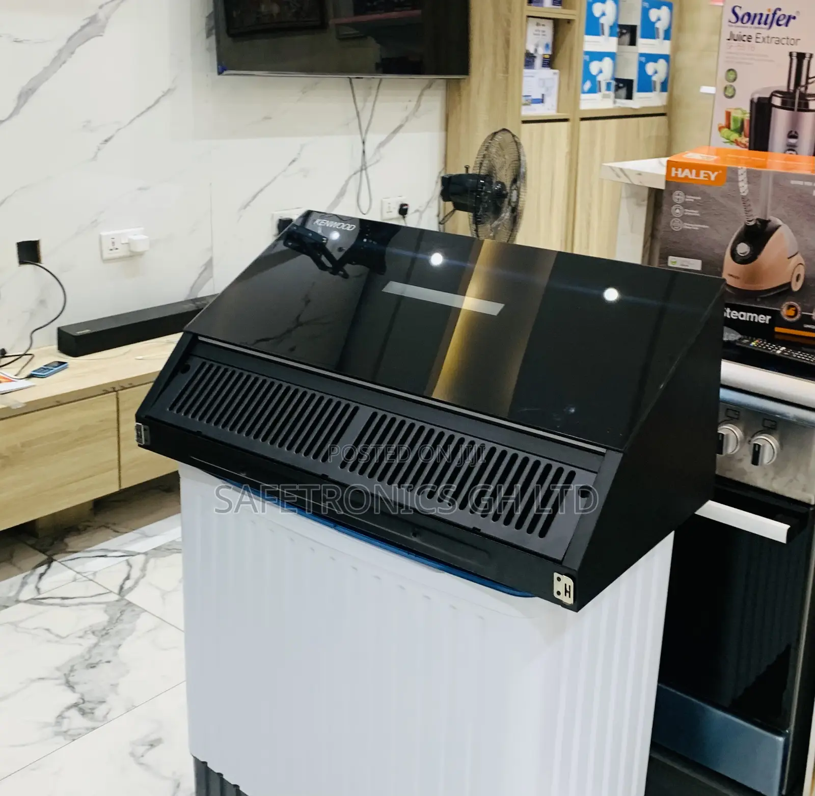 Ultra Neat Kenwood 90cm Heat Extractor (Range Hood).